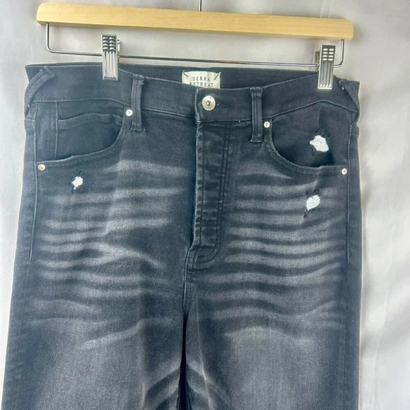 Serra Retreat Joie Rucker Dume High Rise Straight Jeans Size 10 Black Distressed - Picture 5 of 12